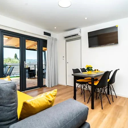 Holiday home House Red Earth - Kastel Stafilic Kastela