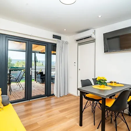 Holiday home House Red Earth - Kastel Stafilic *